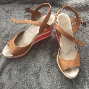 Nude and Striped Wedge